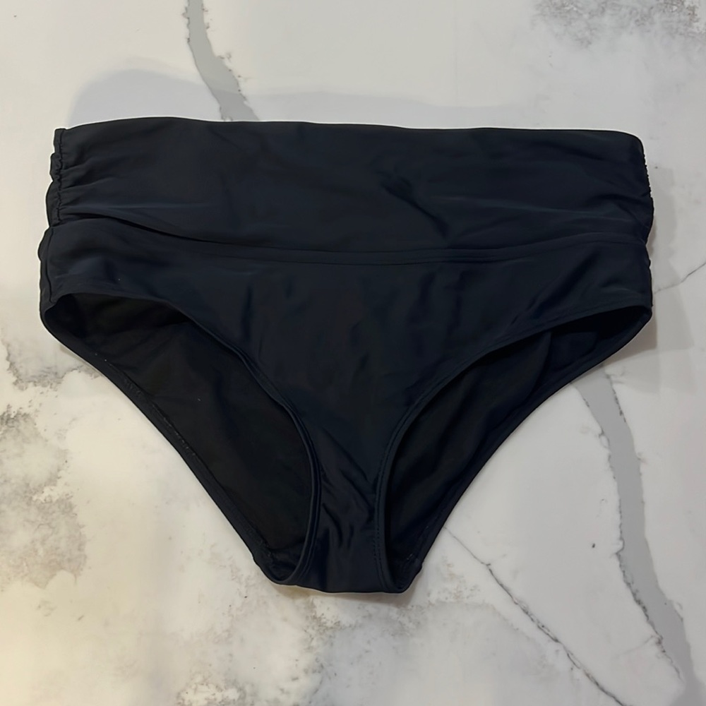 Old Navy Maternity Swimsuit Bottom - Black - Size Small